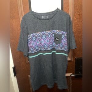 Quiksilver Men’s Charcoal Tee w/ Geometric Chest Panel Size XL